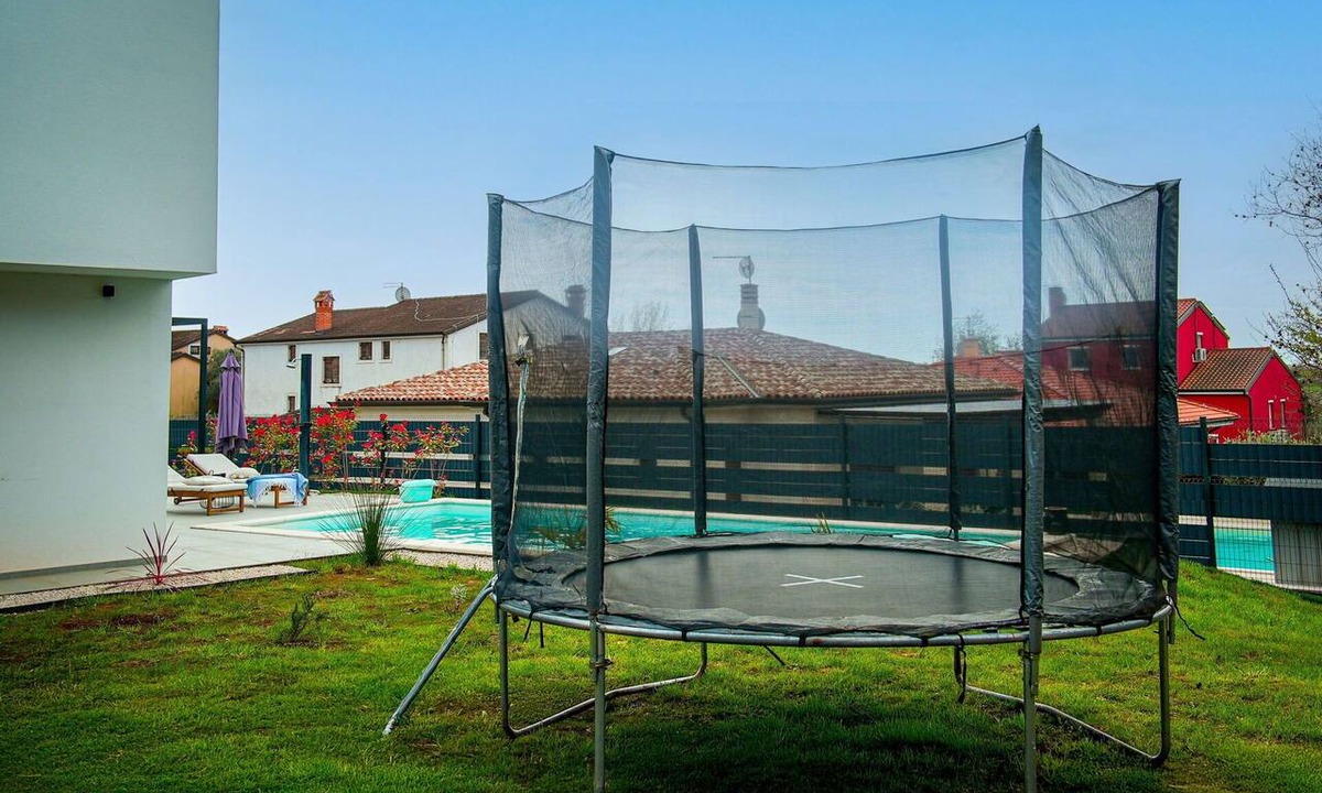 Valica Villa | Wonderful private villa for 6 people with WIFI, A/C, private pool, TV and terrace