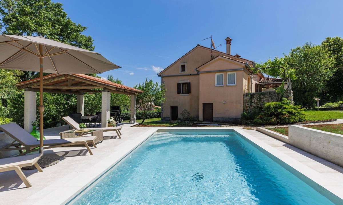 Boljevici House | Wonderful private villa for 8 guests with A/C, WIFI, private pool, TV, terrace and pets allowed