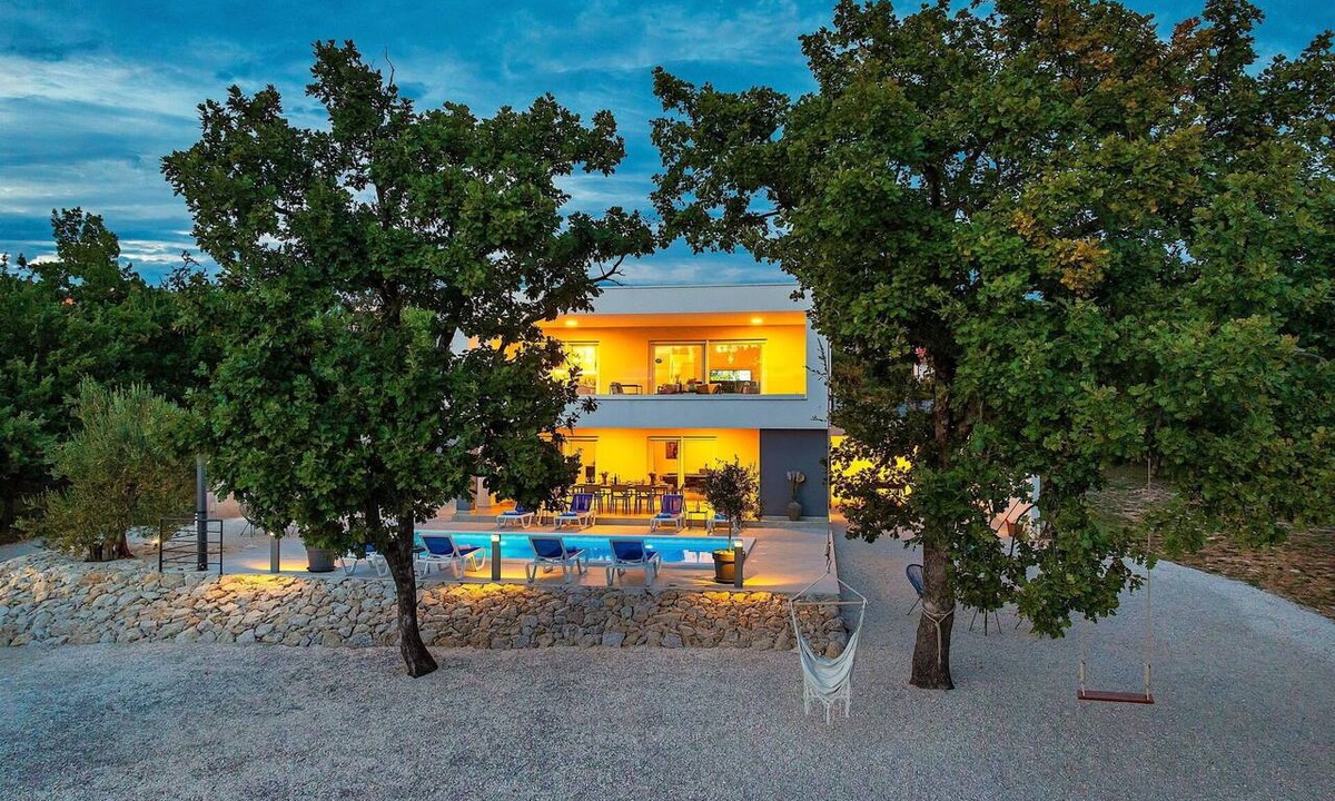 Maslenica Villa | Wonderful private villa for 8 people with WIFI, private pool, A/C, TV and terrace