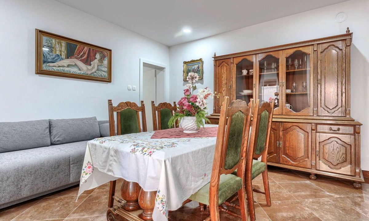 Svetvincenat House | Wonderful villa for 4 people with WIFI, A/C, TV, terrace and pets allowed