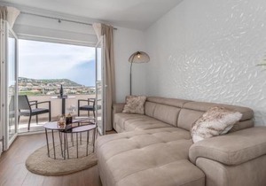 1 Bedroom Amazing Apartment In Klenovica