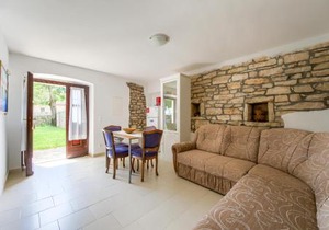 1 Bedroom Stunning Home In Bale