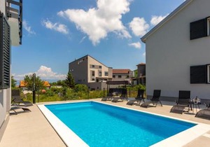 2 Bedroom Nice Apartment In Vrbnik