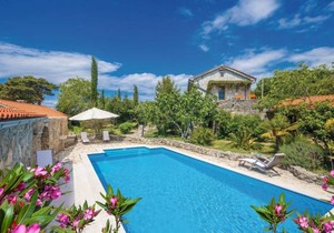 3 bedroom accommodation in Malinska in Nenadići