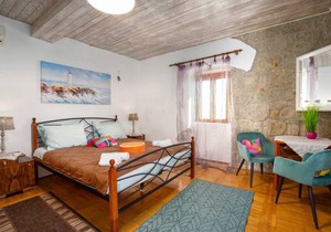 3 bedroom accommodation in Kucine in Kučine