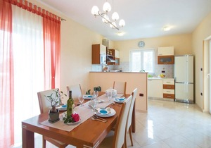 3 bedroom beautiful home in Nedescina in Nedescina