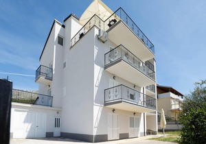 3 bedroom cozy apartment in Podstrana in Podstrana