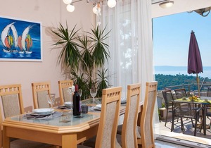 350 m² Villa ∙ 1 bedroom ∙ 10 guests in Makarska