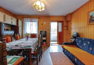 Awesome Home In Breze With Wifi