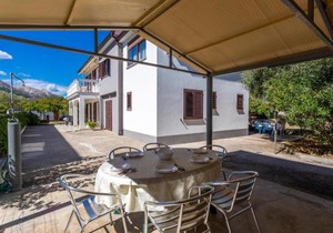 Beach Front Apartment In Jurandvor in Jurandvor