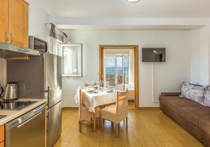 Beautiful apartment in Makarska