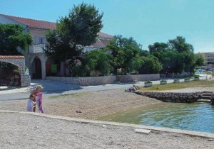 Beautiful Apartment In Kustici With Wifi