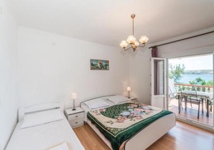 Beautiful Apartment In Kustici