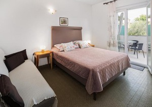 Cozy Apartment In Lovrecica With Wifi in Lovrečica