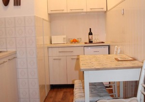Holiday apartment Bakarac for 1 - 6 persons with 2 bedrooms - Row house in Bakarac