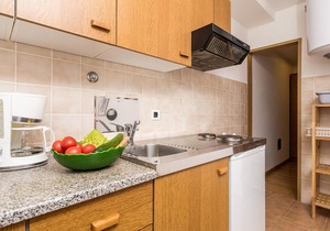 Look forward to a relaxing vacation near the beach and the sea in this vacation apartment.