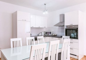 Modern apartment with 3 bedrooms, balcony and WiFi in Medulin