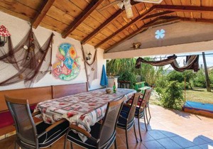 Nice Apartment In Dinjiska With Wifi