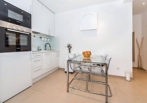 Nice apartment in Murter