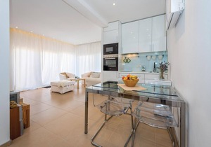 Nice apartment in Murter