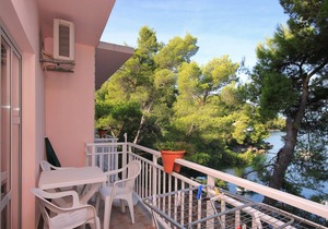 One bedroom apartment near beach Brna, Korčula (A-9159-b) in Smokvica