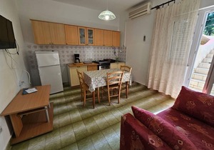 One bedroom apartment near beach Savar, Dugi otok (A-8079-d) in Brbinj
