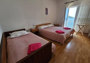 One bedroom apartment near beach Savar, Dugi otok (A-8079-d) in Brbinj
