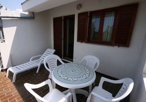 One bedroom apartment with terrace and sea view Mandre, Pag (A-6474-c)