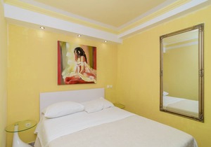 Pansion Villa Antonio - Standard Triple Room 10 in Orebic