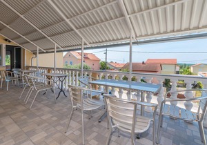 Stunning apartment in Kakma with WiFi