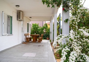 Three bedroom apartment with terrace Nin, Zadar (A-10414-a)
