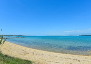 Two bedroom apartment near beach Nin (Zadar) (A-13172-a)