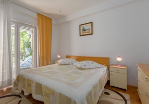 Two bedroom apartment with terrace Poreč (A-2216-a)