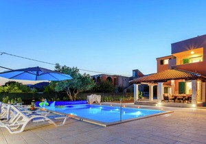 Villa Rusula top floor apartment A5 in Rudine
