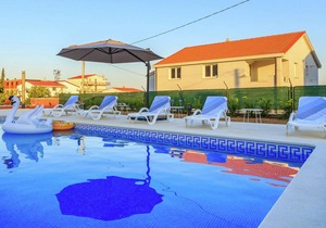 Villa Rusula top floor apartment A5 in Rudine