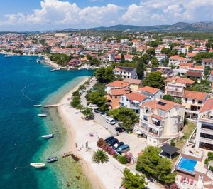 Beach Brodarica 