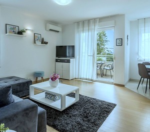 Iris Beach Apartments Kaštel Lukšić 