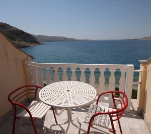 Beach Kustići Pag 
