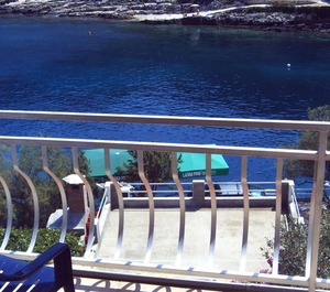 Beach Cove Pokrivenik Hvar 