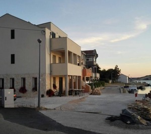 Terrace Sea Pag 