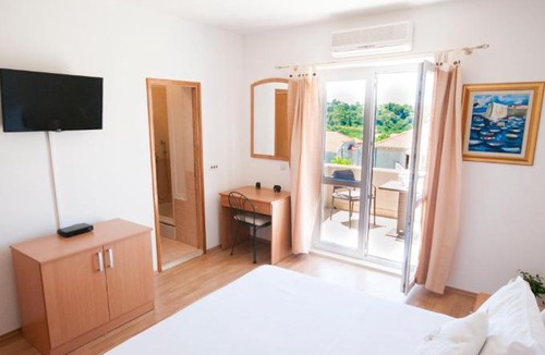 Brasina House | Župa Dubrovačka Guest House- Pool, Free Parking & Near Dubrovnik