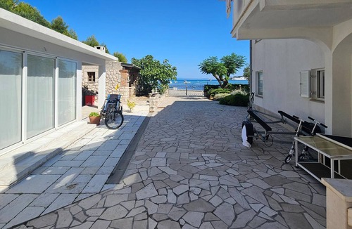 Lopar Apartment | 1 bedroom amazing apartment in Lopar