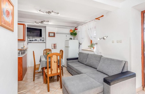Smrika House | 1 bedroom amazing home in Grmani, Smrika