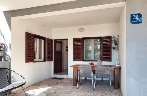Pupnat House | 1 bedroom amazing home in Pupnat