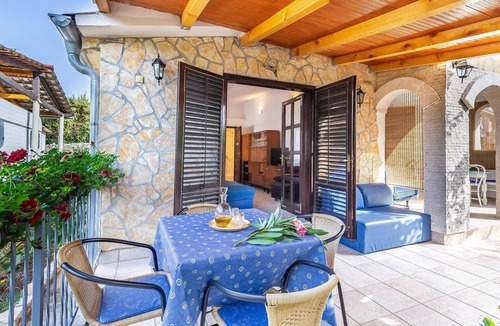 Kavran Apartment | 1 bedroom awesome apartment in Krnica