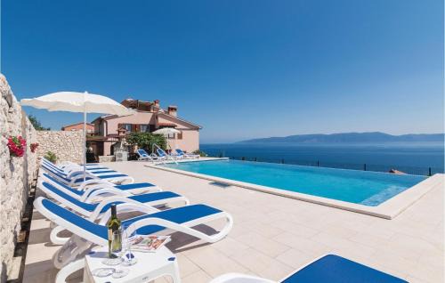 Ravni Apartment | 1 Bedroom Beach Front Apartment In Labin