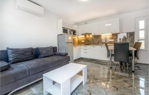 Portoroz Apartment | 1 Bedroom Beautiful Apartment In Piran