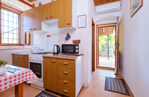 Sveti Jakov Apartment | 1 bedroom cozy apartment in Stivan