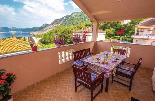 Bakarac Apartment | 1 Bedroom Cozy Apartment In Bakarac