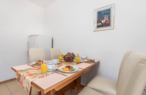 Palit Apartment | 1 bedroom lovely apartment in Banjol